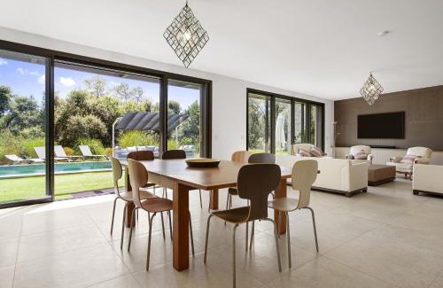 Trans-en-Provence Villa | Experience Villa Valériane: 4-Star, Pet Friendly Retreat