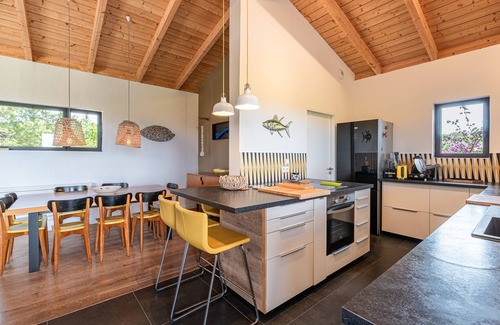 Pianotolli-Caldarello House | Villa Valle di Corte: Poolside Escape with Sea Views