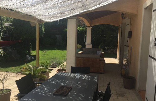 Valbonne Villa | Villa Valbonne: Serene Retreat with Ocean View & Pool