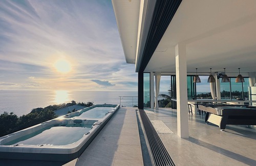 Haad Tian Villa | Villa Valentin Koh Phangan: Breathtaking Seaview & Pool