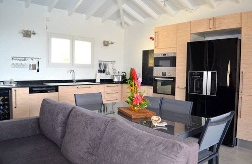 Saint-Francois Villa | Oceanfront Villa 'Vanillier': Sea-View Pool & Privacy