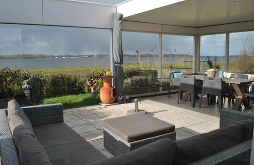 Kamperland Villa | Elegant Villa Veerse Meer: Pet & Child Friendly Retreat
