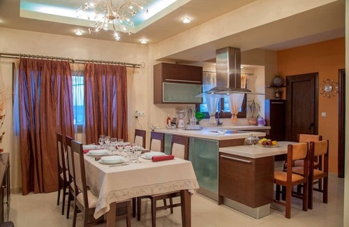 Kissamos Villa | Villa Veghera: Seaview Bliss with Private Pool in Crete
