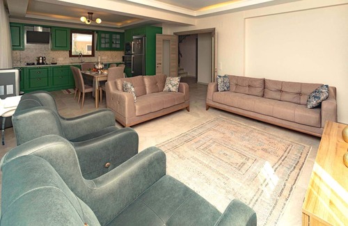 Dalyan City Center Villa | Villa Vera: Family-Friendly Retreat with Private Pool in Dalyan