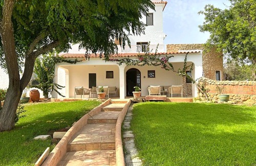 Silves Villa | Villa Verde do Algarve | Eco-friendly countryside retreat | heated pool & annex.