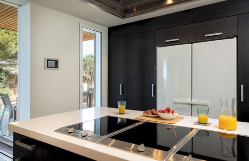 Begur Villa | Villa Verde - Modern Family-Friendly Retreat in Begur