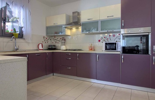 Skatari Villa | Experience Villa VERDE in Istria - Family-Friendly Retreat