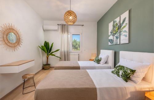 Pigianos Kampos Villa | Villa VerdeBlu: 4-Star Oceanfront Getaway in Rethymno
