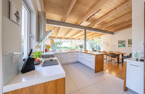 Constantia Villa | Elegant Villa with Pool and Spa in Constantia Valley