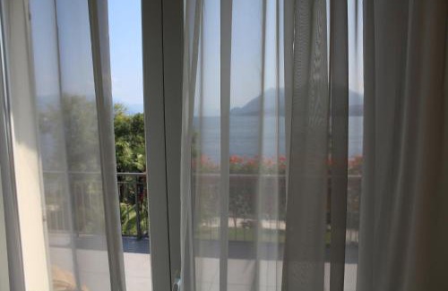 Stresa Apartment | Villa Vignolo: Oceanfront Oasis with Pool and Hot Tub