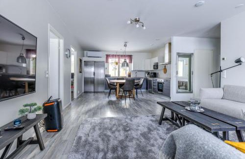 Kalajoki Villa | Villa Viitatuuli: 4-Star Retreat with Ocean Views & Beach Access