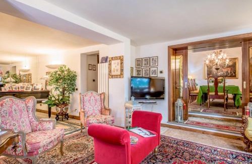 San Momme Villa | Exceptional Villa Campo del Mulino with Pool & Family Amenities