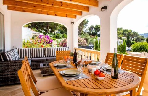 El Tosalet Villa | Discover Villa Irenal: Family-Friendly Escape with Pool