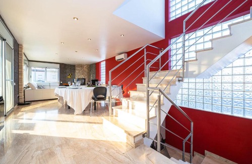 Reus Villa | Elegant Villa Villa Rock Tirri with Pool & Hot Tub