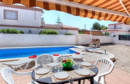 Les Tres Cales Villa | Pet-Friendly Villa Mimosa I with Pool & Family Amenities