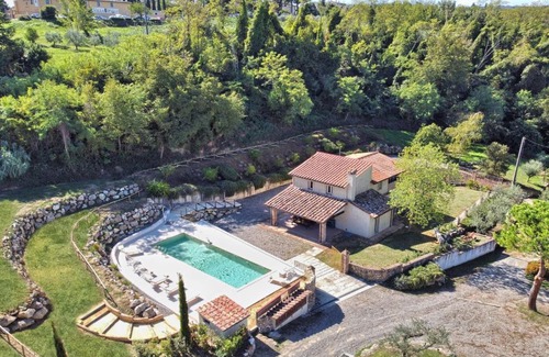 Gambassi Terme Villa | Relax at Villa Oliva: Family-Friendly with Pool Access