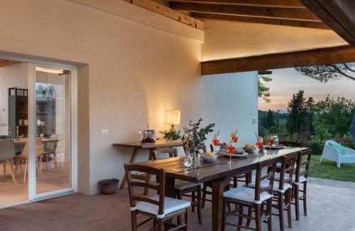 Gambassi Terme Villa | Relax at Villa Oliva: Family-Friendly with Pool Access