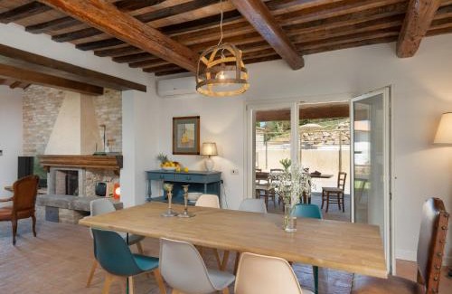 Gambassi Terme Villa | Relax at Villa Oliva: Family-Friendly with Pool Access