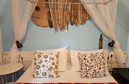 Procchio House | Villa Villacolle: Oceanfront Retreat with 9.5/10 Guest Rating