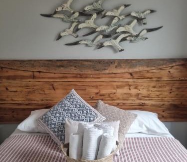 Procchio House | Villa Villacolle: Oceanfront Retreat with 9.5/10 Guest Rating