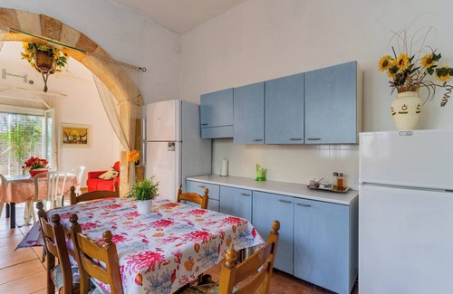 Torre Lapillo Villa | Villa 'Villetta A Torre Lapillo': Oceanfront Bliss Awaits