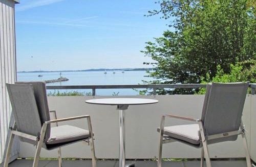Lauterbach Villa | Cozy Villa Vilmblick: Family-Friendly with Terrace Views