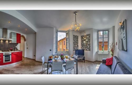 Domaso House | Villa Vinicia: Pet-Friendly Oasis with Oceanfront Views