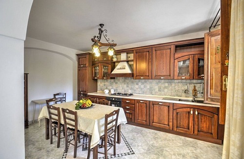 Tramonti Villa | Villa Vinile: Inviting Villa with Free Wi-Fi and Breakfast