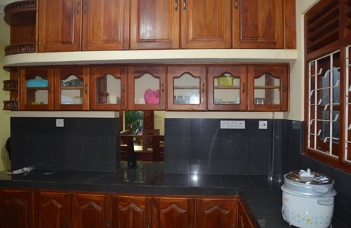 Nalagasdeniya House | Inviting Villa Vinses in Hikkaduwa with Breakfast Included