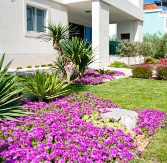 Vinisce Villa | Villa VinSun: Oceanfront Bliss with 9.8/10 Guest Ratings