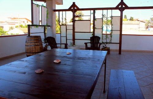 Agnone House | Villa Viola: Pet-Friendly Retreat with Ocean Views