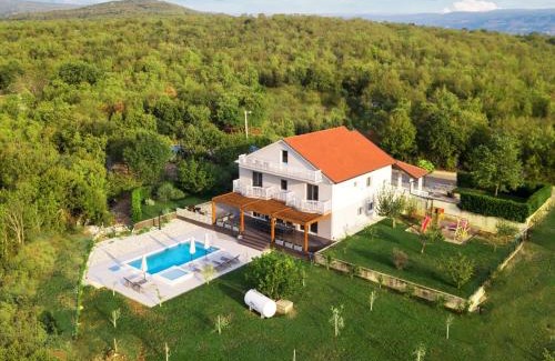 Trn Villa | Villa Violet