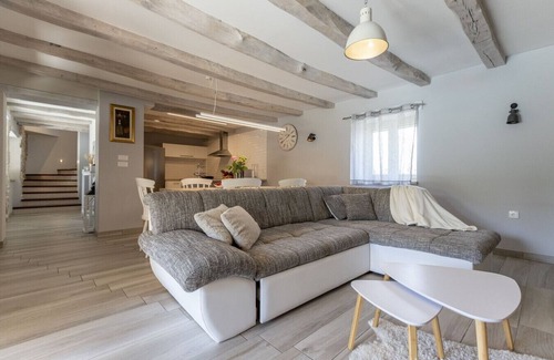 Beram Villa | Villa Viscum: Pet-Friendly Retreat in Central Istria