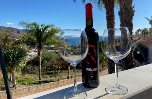 Velilla-Taramay House | Inviting Villa Vista Almuñécar: Oceanfront with Pool & Pets