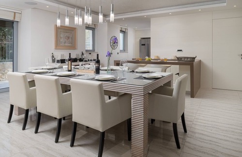 Pile Villa | Villa Vita Adele pool sauna jacuzzi sea view bbq family