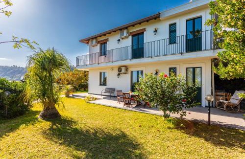 Santa Tecla Villa | Villa Vittoria - Santa Tecla