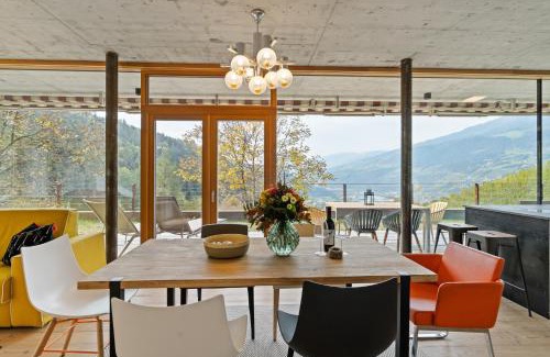 Bressanone Apartment | Villa Vogelnest: Pet-Friendly Retreat with 9.5/10 Rating