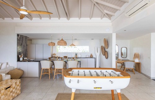Cul de Sac Villa | Villa Vogue Art - Amazing Pinel island view