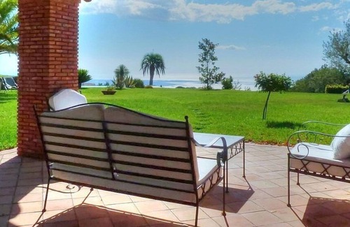 Piedimonte Etneo Villa | Villa Voltolino, fully refundable with voucher*: An elegant and welcoming two-story villa located on a hillside, facing the sea, with Free WI-FI.