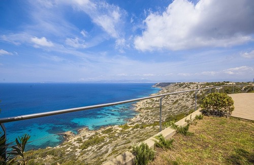 Sa Torre Villa | Villa Voramar: Ocean View Retreat with Private Pool & Spa