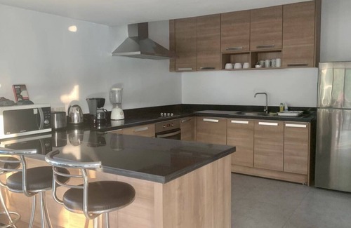 Patong Villa | Ocean View Villa: 4 Bedrooms Near Patong Centre