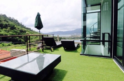Patong Villa | Ocean View Villa: 4 Bedrooms Near Patong Centre