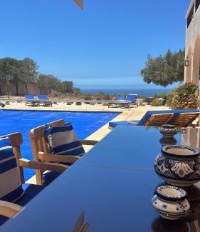Moulay Bouzarqtoune Villa | Relaxing Villa with Ocean and Countryside Views