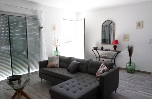 Sollacaro House | Serene Villa with Sea Views and Family-Friendly Amenities