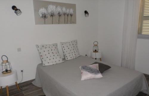 Sollacaro House | Serene Villa with Sea Views and Family-Friendly Amenities