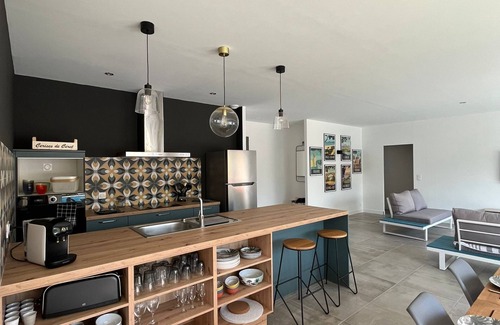 Montesquieu-des-Alberes Villa | Elegant Villa with Heated Pool and Breathtaking Views