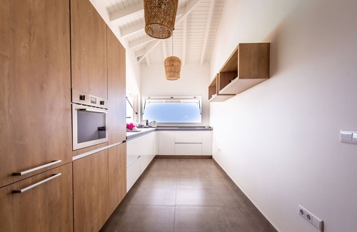 St. Marie Villa | Idyllic Villa with Private Pool & Ocean Views near Beach