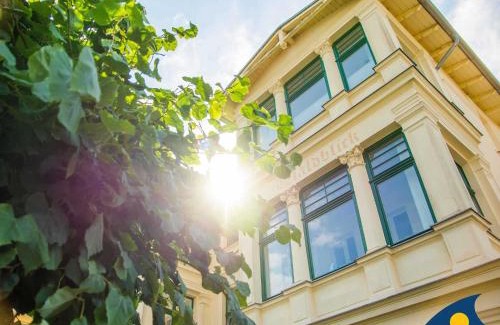 Seebad Bansin Apartment | Relaxing Villa Waldblick: Spa and Hot Tub Retreat