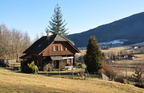 Gnesau House | Villa Waldfriede: Pet-Friendly Retreat with Great Reviews