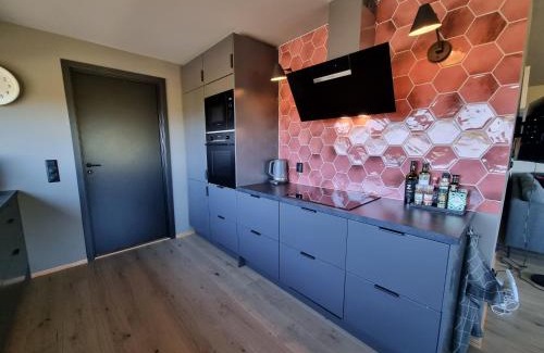 Bostad Villa | Seaside Villa Walter Lofoten with Jacuzzi & Guest Rated 9.8